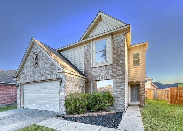 Property at 7210 Fox Hall Ln, Humble, TX 77338, 4 beds, 3 baths