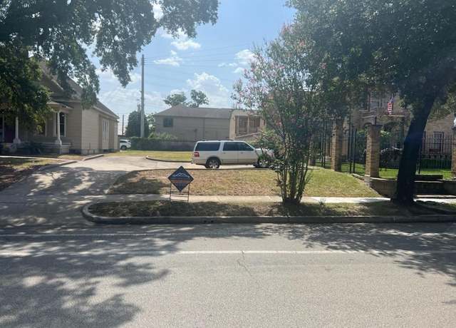 Property at 333 Heights Blvd, Houston, TX 77007