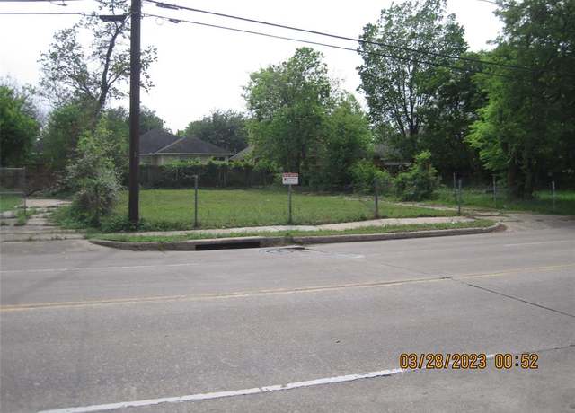 Property at 3522 Mainer St, Houston, TX 77021