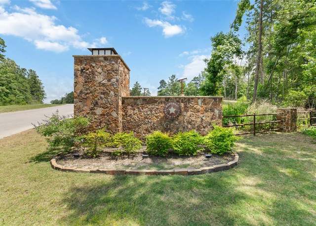Property at 15981 Four Hills Rd, Willis, TX 77378