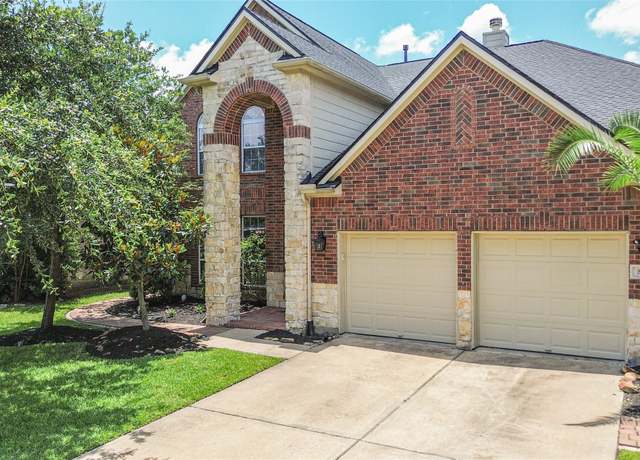 Property at 2310 Alassio Isle Ct, Missouri City, TX 77459, 5 beds, 3.5 baths