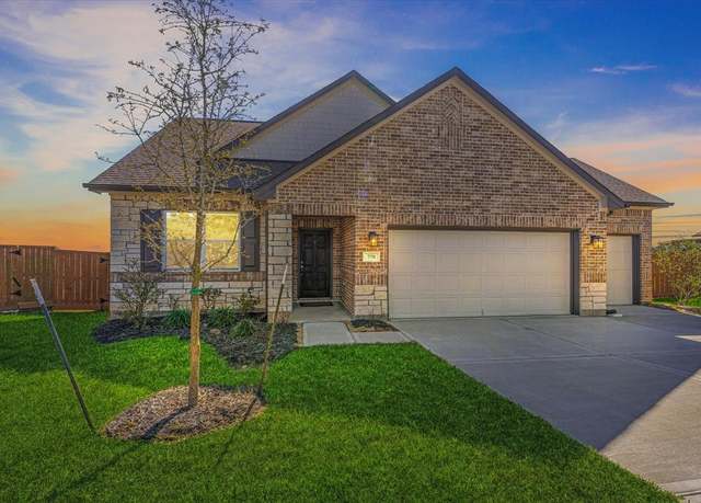 Property at 770 Dogberry Ct, Conroe, TX 77304, 3 beds, 2 baths