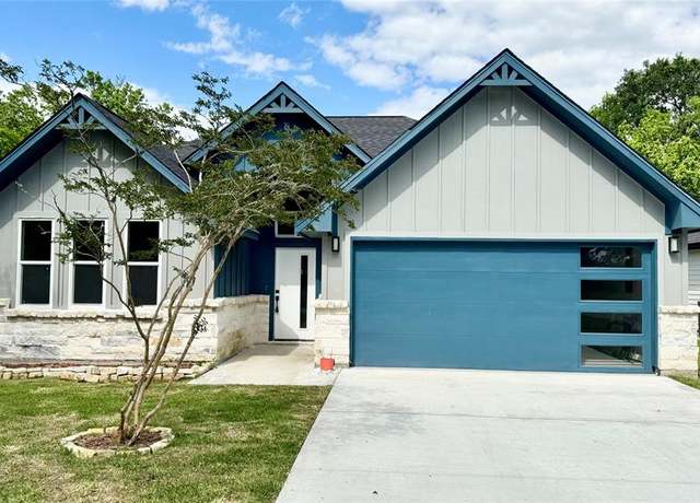 Property at 1109 N Main St, Dayton, TX 77535, 3 beds, 2 baths