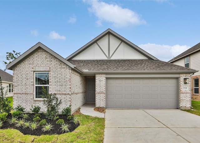 Property at 2705 Madison St, Seabrook, TX 77586, 3 beds, 2 baths