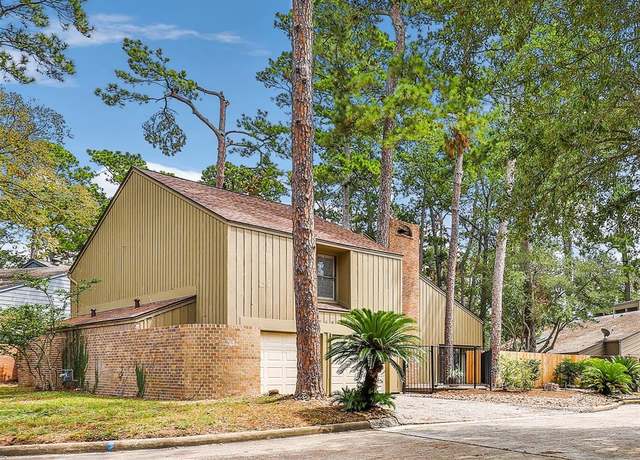 Property at 3146 E Lake Crescent Dr, Kingwood, TX 77339, 4 beds, 3.5 baths