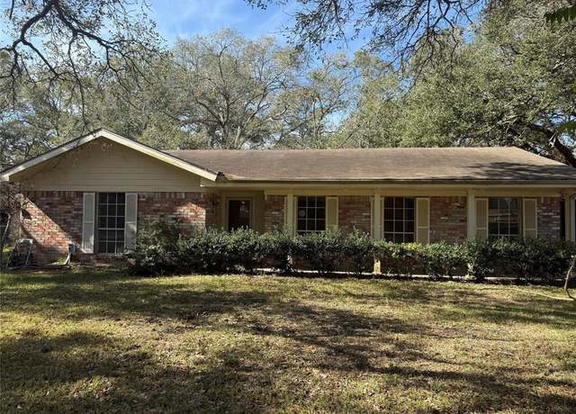 Property at 9 N Amburn Rd, Texas City, TX 77591, 3 beds, 2 baths