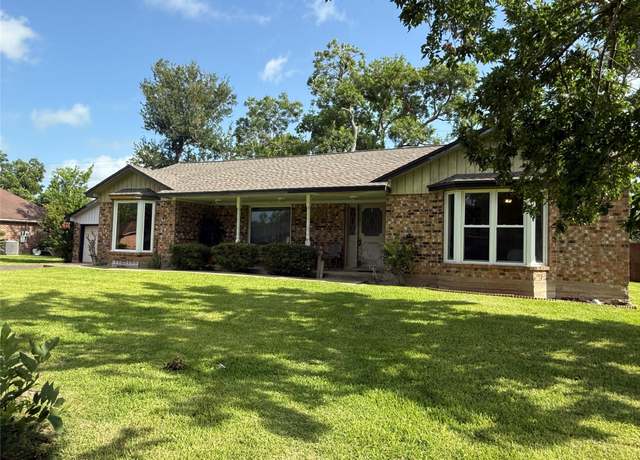 Property at 222 Schley St, Richwood, TX 77531, 3 beds, 2 baths