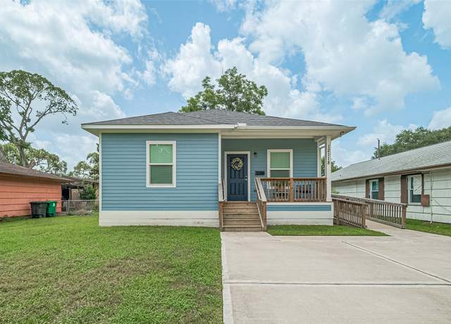 Property at 12118 Dumas St, Houston, TX 77034, 2 beds, 2 baths