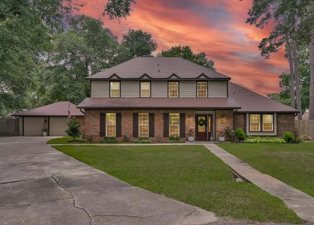 Property at 833 Stone Mountain Dr, Conroe, TX 77302, 4 beds, 2.5 baths