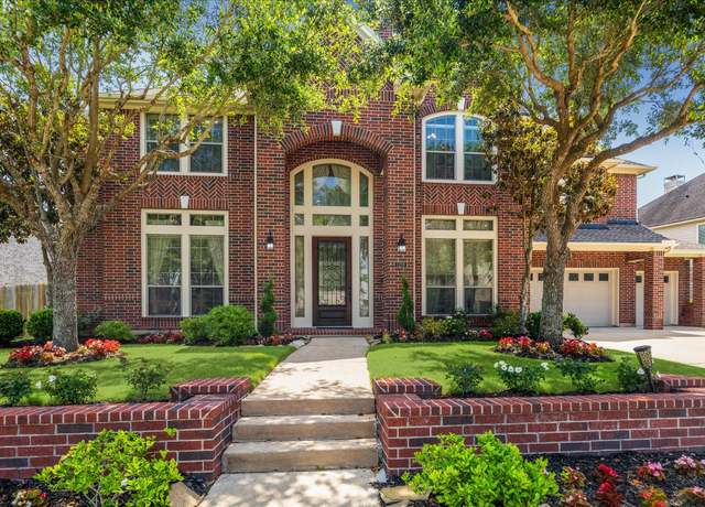Property at 1219 Coleridge St, Sugar Land, TX 77479, 5 beds, 3.5 baths