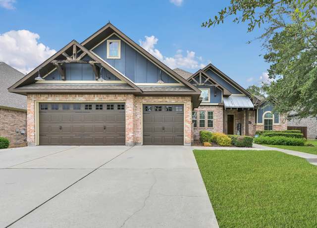 Property at 2501 Belton Shores Dr, Conroe, TX 77304, 3 beds, 2.5 baths