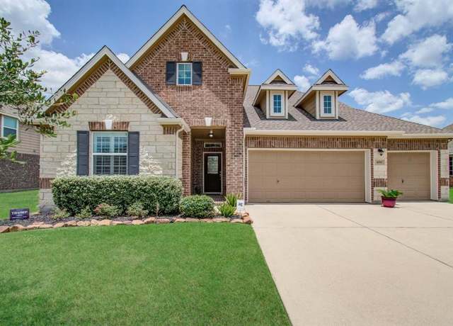 Property at 4011 Longwood Dr, Mont Belvieu, TX 77523, 4 beds, 3 baths