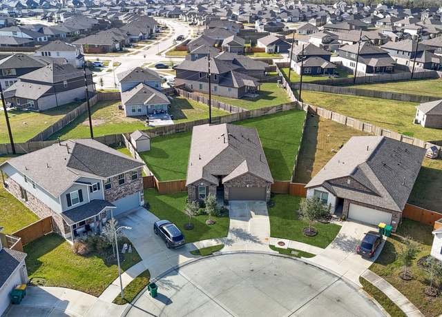 Property at 10514 Sherwin Pass Dr, Rosharon, TX 77583, 3 beds, 2 baths