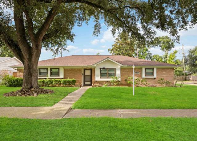 Property at 5823 Ettrick Dr, Houston, TX 77035, 3 beds, 2 baths