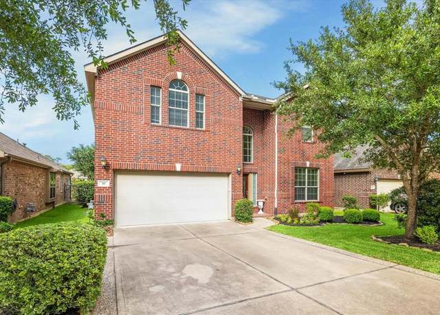 Property at 30 Black Swan Ct, Magnolia, TX 77354, 4 beds, 2.5 baths