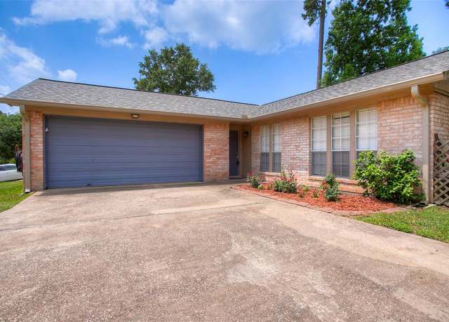 Property at 3147 Clay Cir, Huntsville, TX 77340, 3 beds, 2 baths