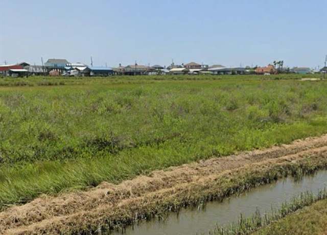 Property at 1290 N N Tinkle Ln, Crystal Beach, TX 77650