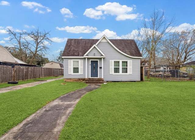Property at 215 Morrell St, Baytown, TX 77520, 2 beds, 2 baths