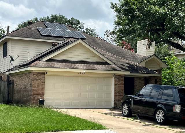 Property at 7502 Grackle Dr, Cypress, TX 77433, 3 beds, 2 baths