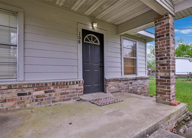 Property at 108 Spruce Ln, Daisetta, TX 77533, 3 beds, 1 bath