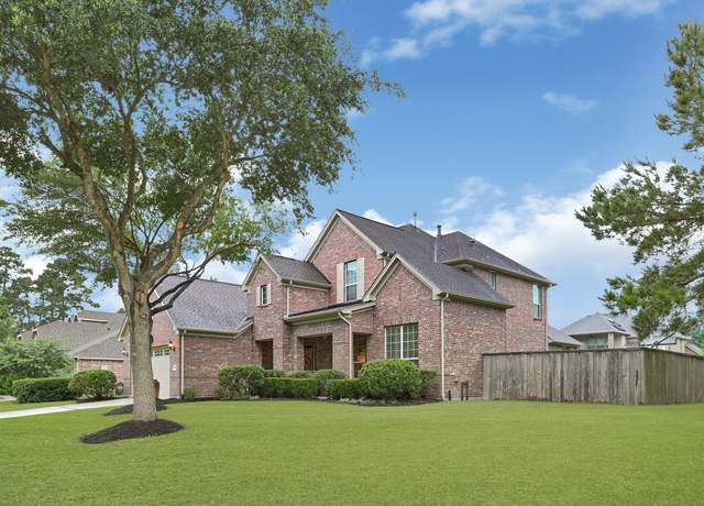 Property at 14023 Loramie Creek Ct, Houston, TX 77044, 4 beds, 3.5 baths