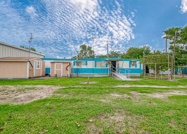 Property at 216 Hawkins Ave, Houston, TX 77037, 2 beds, 1 bath