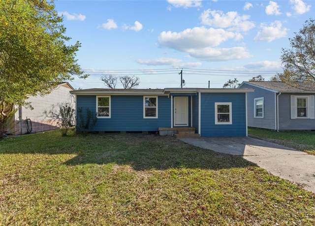 Property at 225 19th Ave N, Texas City, TX 77590, 3 beds, 1.5 baths