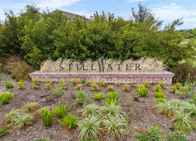 Property at 2189 Woodland Pine Dr, Conroe, TX 77384, 4 beds, 3.5 baths