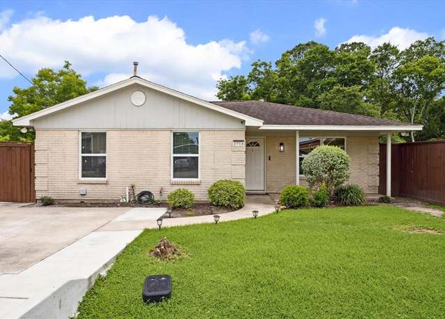 Property at 2718 Avenue H, Dickinson, TX 77539, 3 beds, 1.5 baths
