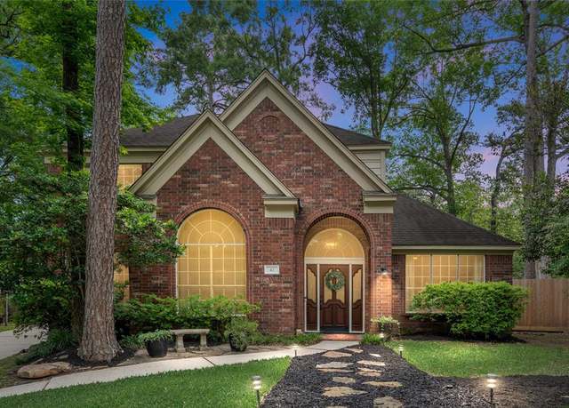 Property at 42 Firethorn Pl, The Woodlands, TX 77382, 4 beds, 3.5 baths