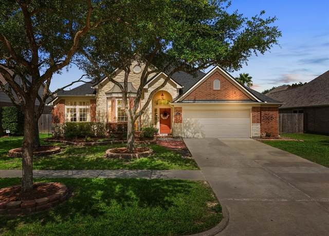 Property at 521 Ivory Stone Ln, League City, TX 77573, 4 beds, 2 baths
