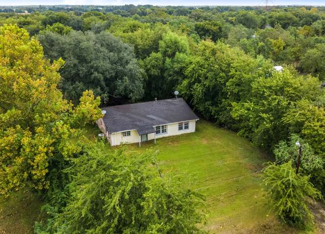 Property at 6970 County Road 605, Dayton, TX 77535, 4 beds, 1 bath