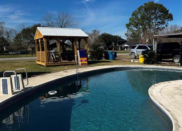 Property at 902 Avenue M, South Houston, TX 77587, 3 beds, 3 baths