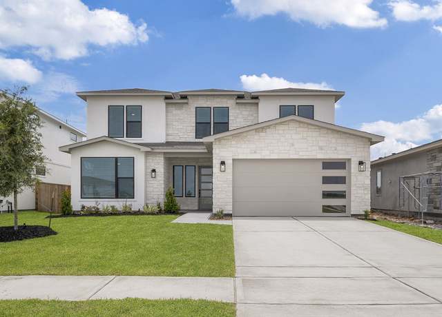 Property at 2108 Lone Bronco Blvd, Rosenberg, TX 77471, 6 beds, 4 baths