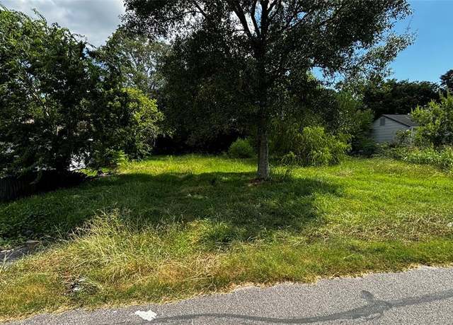 Property at 3138 Graves Ave, Groves, TX 77619
