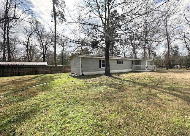 Property at 10037 Lazy Oaks Dr, Conroe, TX 77306, 3 beds, 2 baths