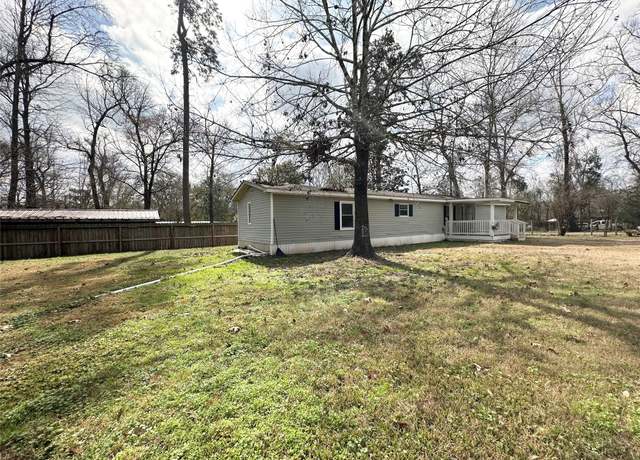 Property at 10037 Lazy Oaks Dr, Conroe, TX 77306, 3 beds, 2 baths