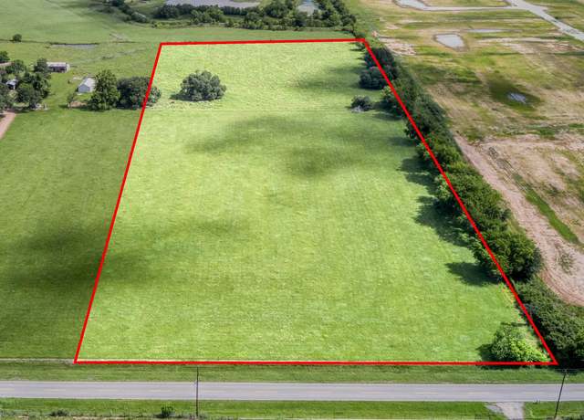 Property at 32626 Knebel Rd, Waller, TX 77484