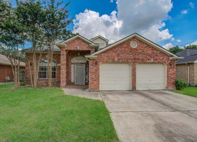 Property at 2539 S Camden Pkwy, Houston, TX 77067, 3 beds, 2.5 baths