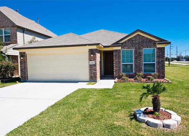 Property at 18306 W W Hardy Rd, Houston, TX 77073, 3 beds, 2.5 baths