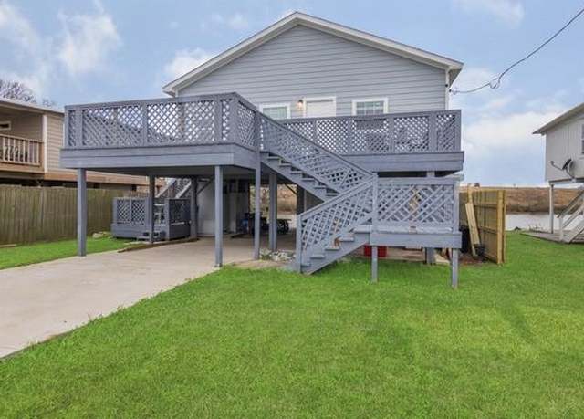 Property at 223 Leeward Way, Freeport, TX 77541, 2 beds, 2 baths