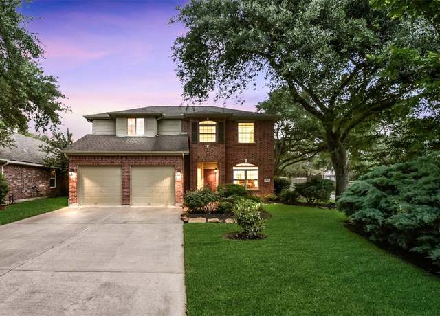 Property at 5811 Walkabout Way, Katy, TX 77450, 4 beds, 2.5 baths