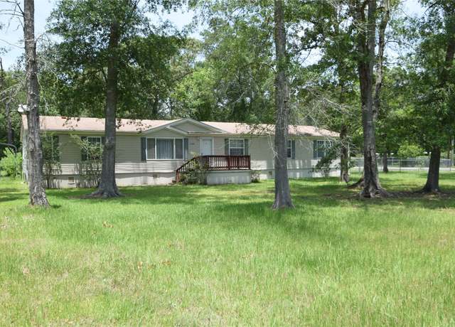 Property at 16359 Crockett Xing, Conroe, TX 77303, 4 beds, 2 baths