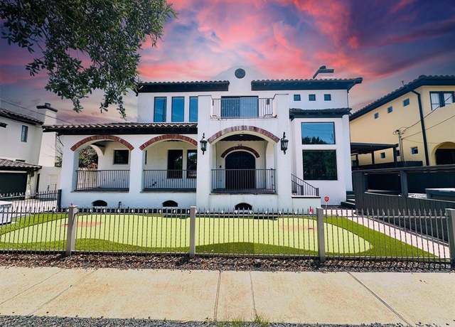 Property at 516 West 9th St, Houston, TX 77007, 4 beds, 3 baths