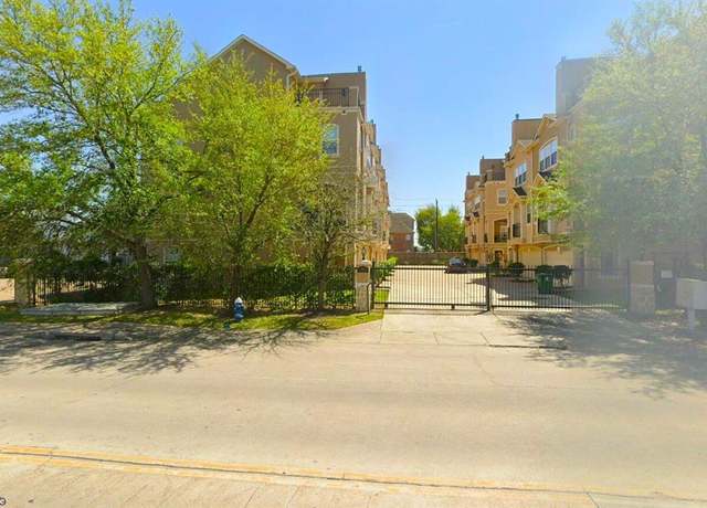 Property at 5615 Winsome Villas Ln Unit H, Houston, TX 77057, 4 beds, 3.5 baths
