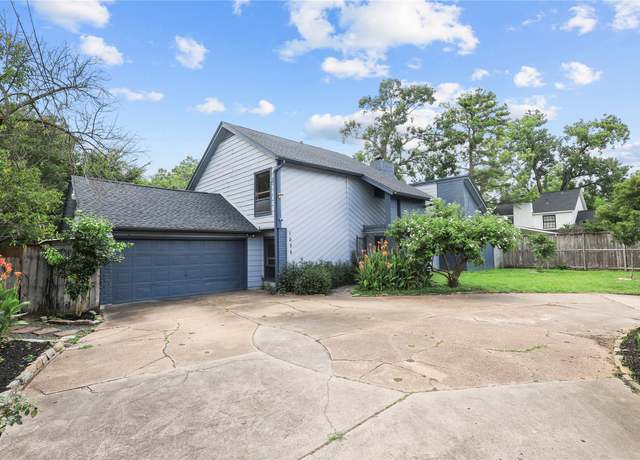 Property at 1035 Wirt Rd, Houston, TX 77055, 3 beds, 2.5 baths