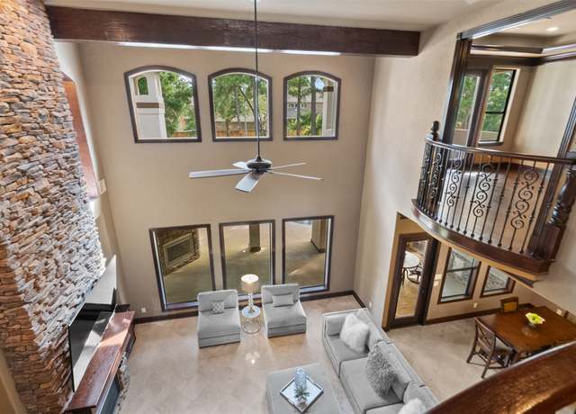 Property at 7511 Raes Creek Dr, Spring, TX 77389, 4 beds, 4.5 baths
