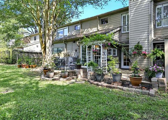 Property at 9400 Doliver Dr #6, Houston, TX 77063, 2 beds, 2.5 baths