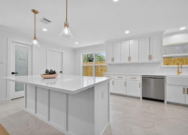 Property at 2219 Briar Branch Dr, Houston, TX 77042, 4 beds, 2 baths