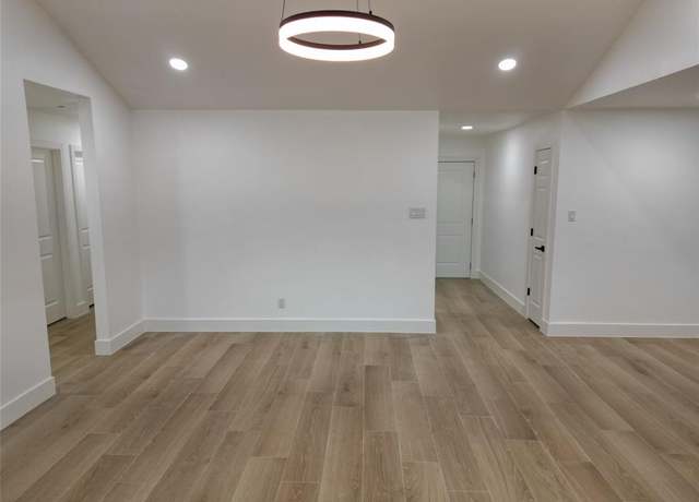 Property at 2225 W Clare St, Deer Park, TX 77536, 3 beds, 2 baths
